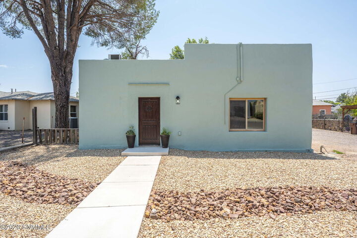 Property Photo:  215 W Greening Avenue  NM 88005 