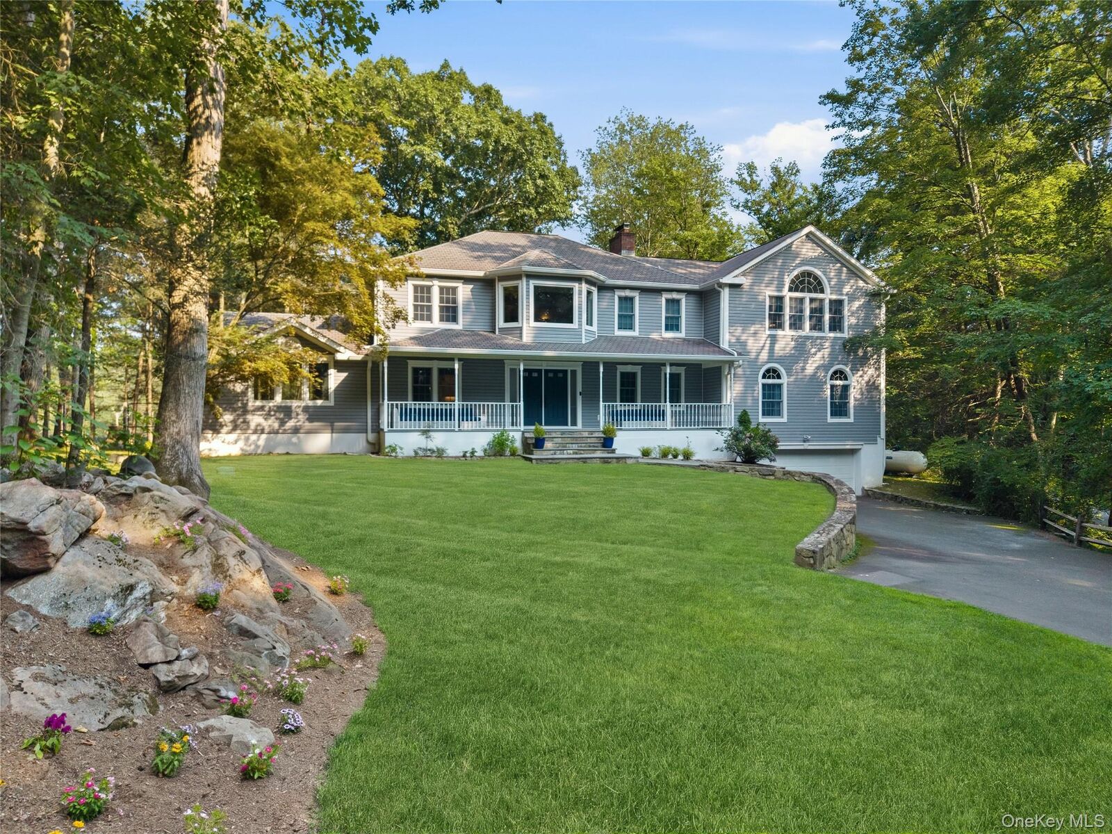 Property Photo:  1 Sherwood Road  NY 10576 