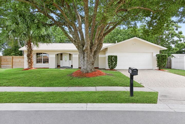 Property Photo:  1442 Canterbury Circle  FL 32707 