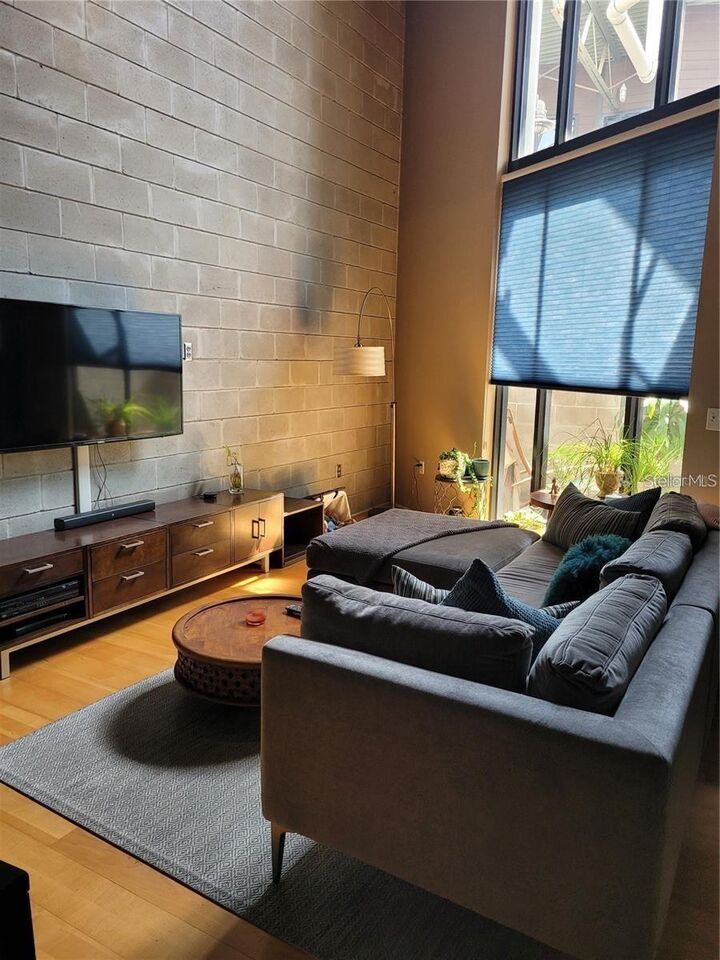 Property Photo: 217 N 12th Street 105 FL 33602