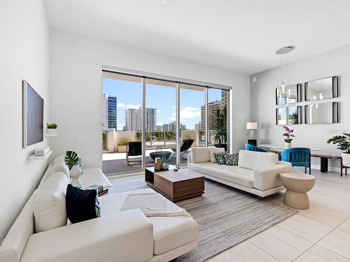 Property Photo: 301 Quay Commons 509 FL 34236
