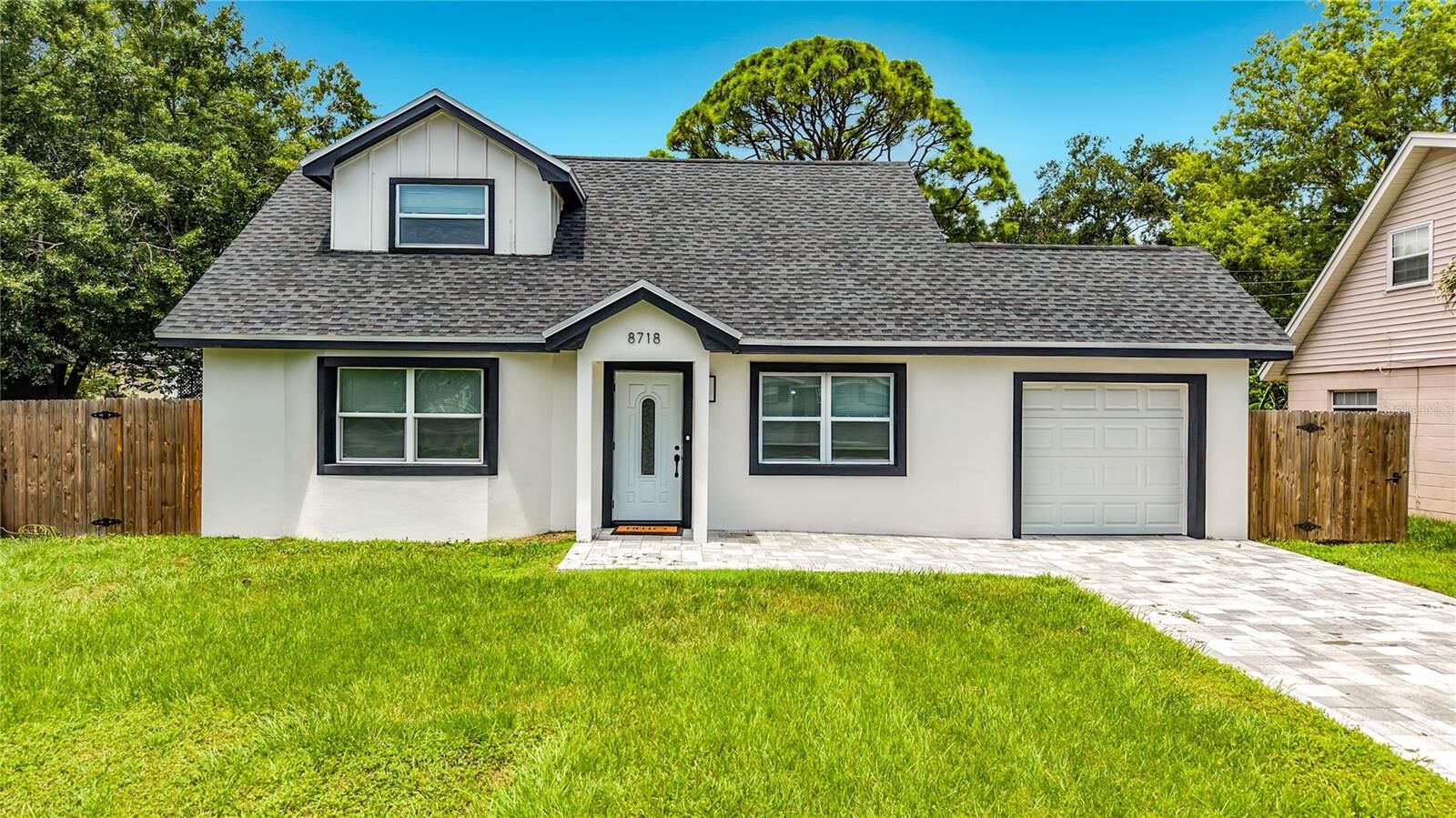 Property Photo:  8718 94th St  FL 33777 