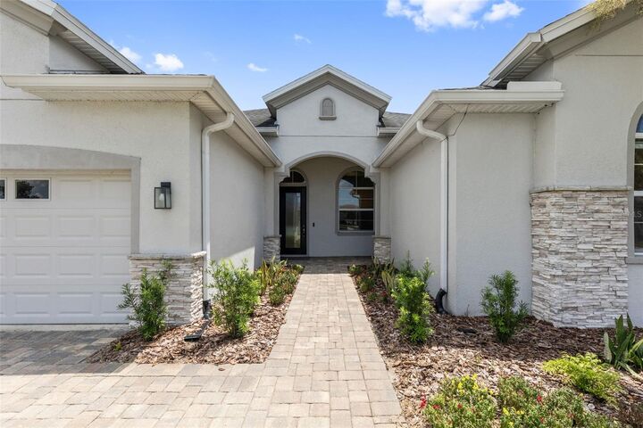 Property Photo:  19714 Lonesome Pine Drive  FL 34638 