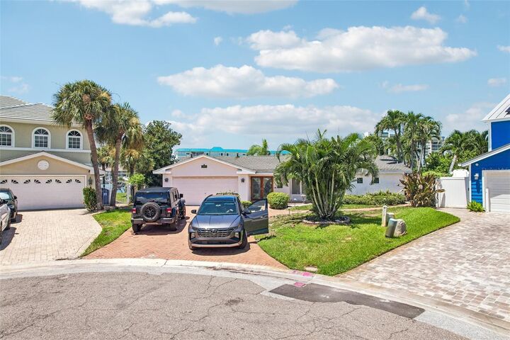 Property Photo: 8078 13th Avenue S FL 33707