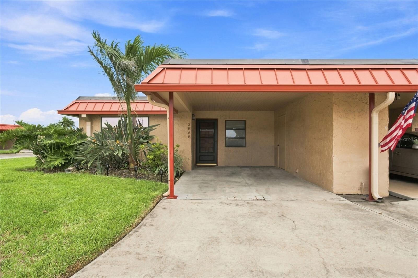 Property Photo:  3868 Catalina Drive  FL 34210 