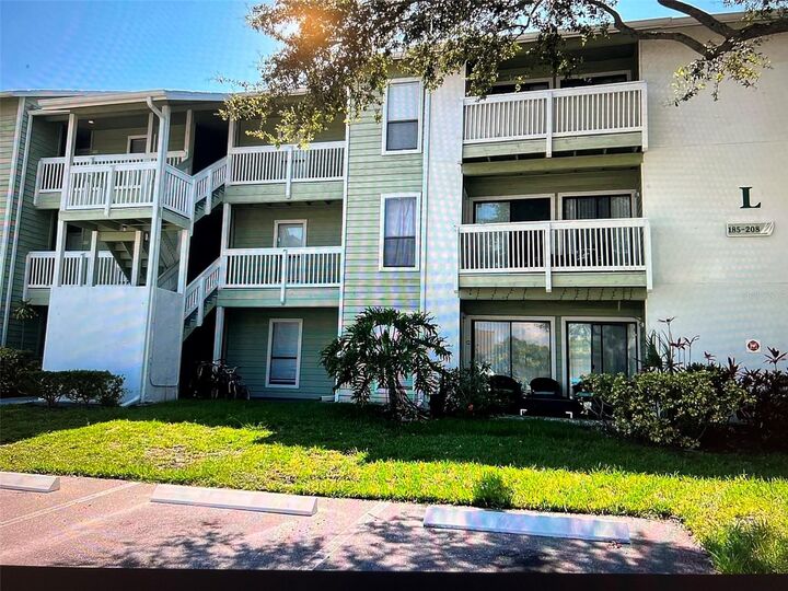 Property Photo: 455 Alt 19 S 202 FL 34683