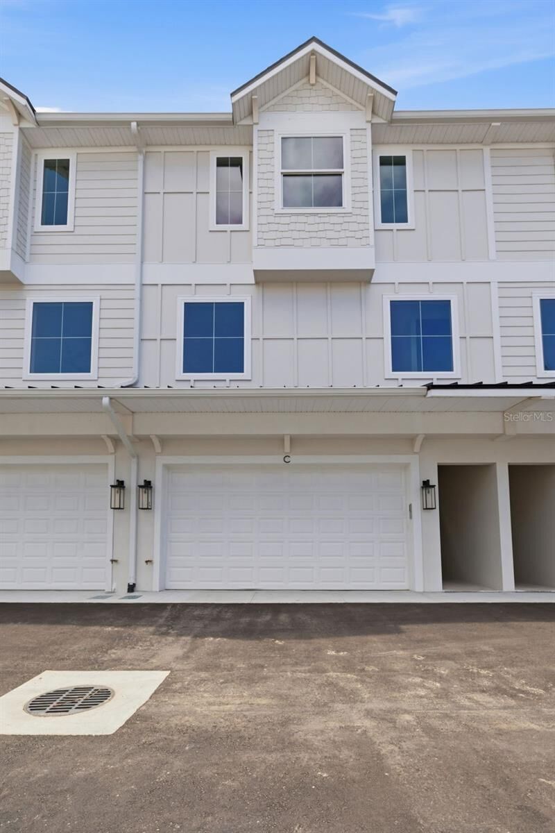 Property Photo:  4208 W Carmen Street B  FL 33609 