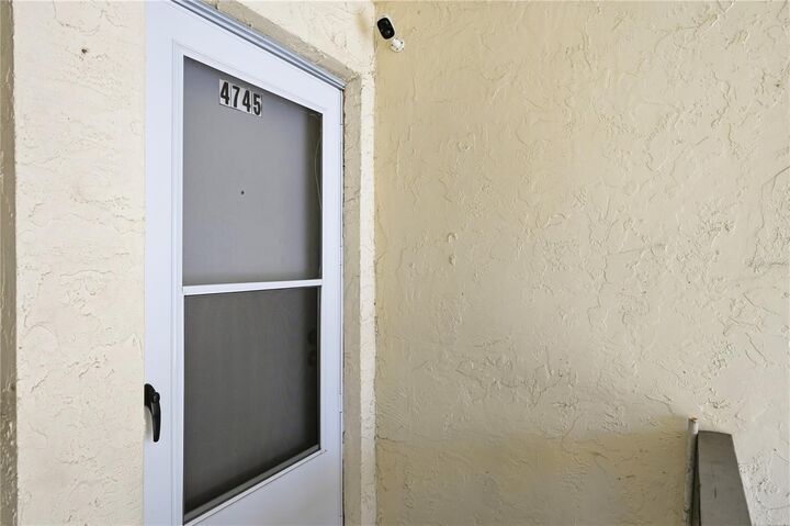 Property Photo:  4745 Avon Court 4745  FL 34769 