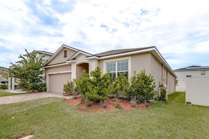 Property Photo:  7910 Waterfield Avenue  FL 32832 
