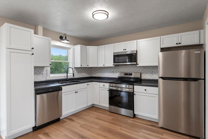 Property Photo: 69300 Kessington Road MI 49130