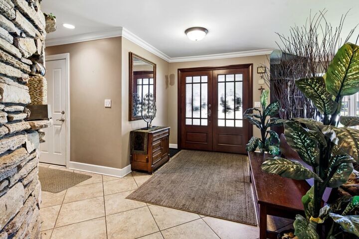 Property Photo:  6833 N Concord Lane  IL 60714 