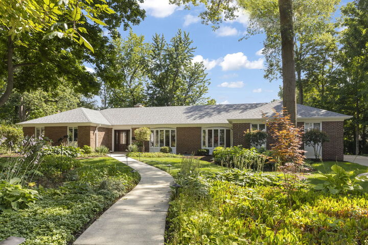 Property Photo:  1008 Anne Road  IL 60540 