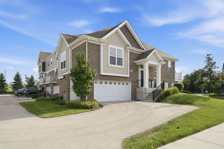 Property Photo:  4450 Monroe Court  IL 60564 