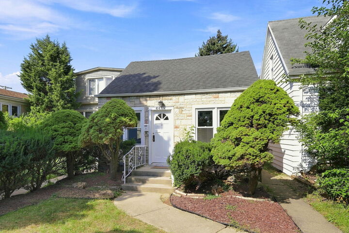 Property Photo:  4438 N Narragansett Avenue  IL 60706 