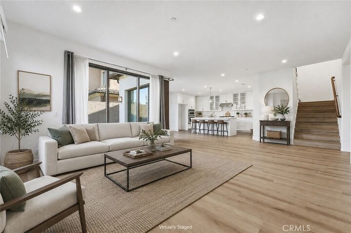 Property Photo: 134 Toretta CA 92602