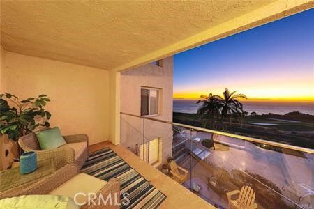 Property Photo:  3200 La Rotonda Drive 211  CA 90275 