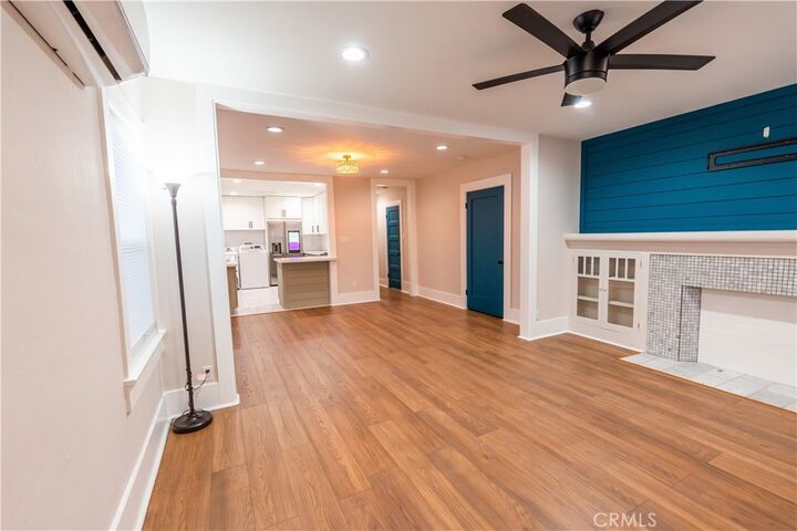 Property Photo:  5604 S Manhattan Place  CA 90062 