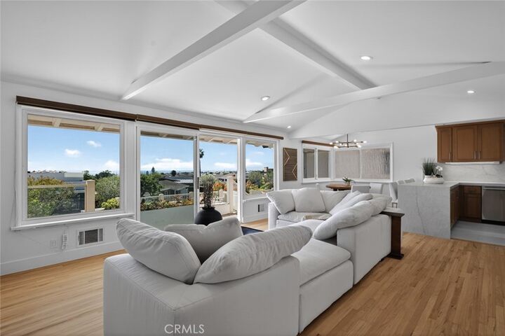 Property Photo: 428 Cabrillo CA 92625