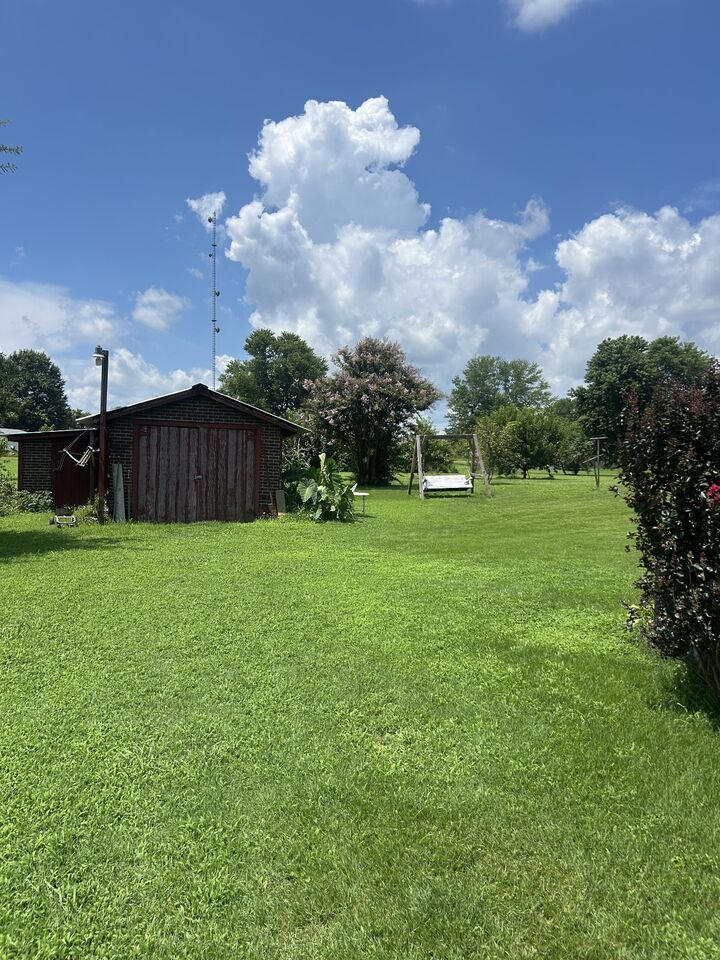 Property Photo: 2629 Highway 43 S TN 38468
