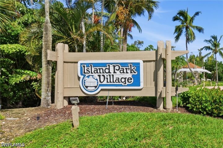 Property Photo:  17719 Island Inlet Court  FL 33908 