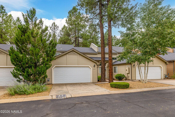 Property Photo:  1797 W Camelot Drive  AZ 86001 