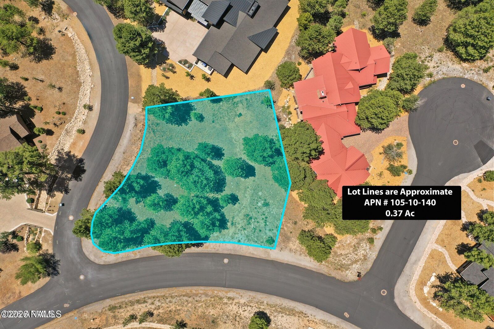 Property Photo:  1884 E Sleeper Hollow Court 135  AZ 86005 