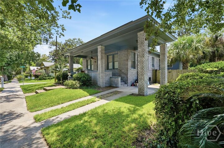 Property Photo: 1323 E 48th Street GA 31404