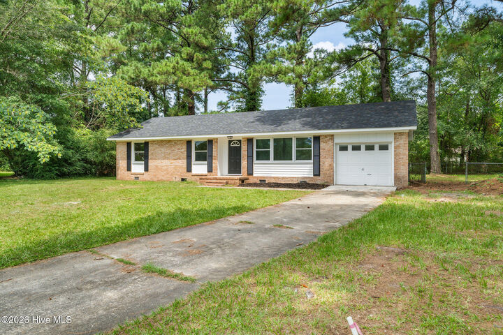 Property Photo:  513 Birchwood Court  NC 28546 