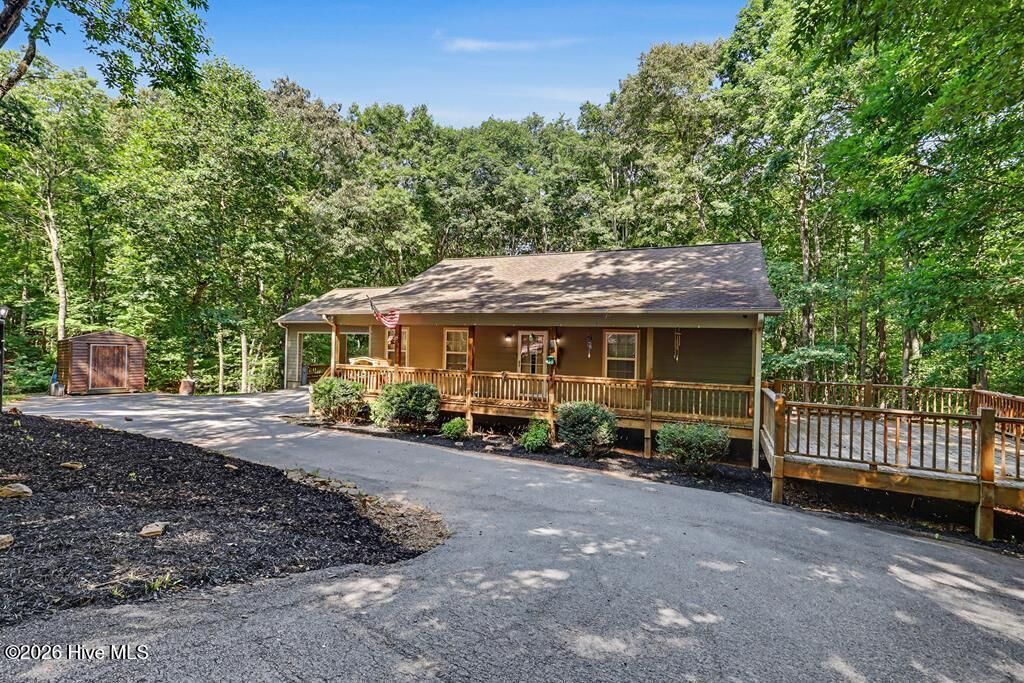 Property Photo:  55 Rolling Oaks Road  NC 28906 