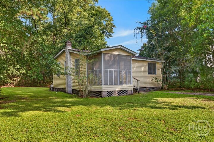 Property Photo:  2422 Norwood Avenue  GA 31406 