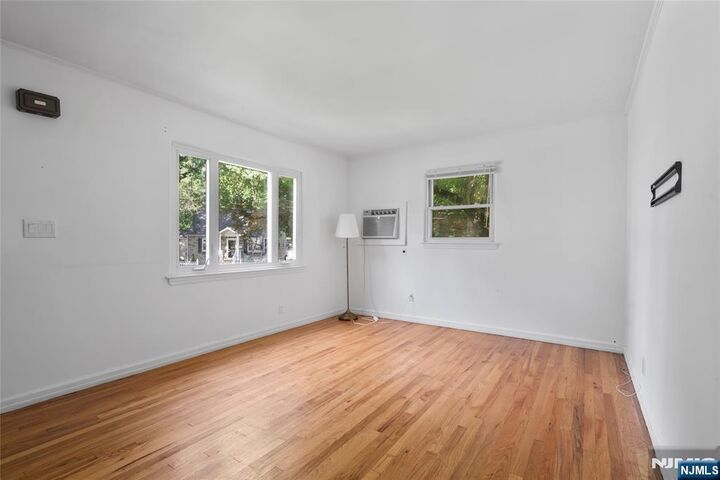 Property Photo:  674 Briarcliff Avenue  NJ 07607 