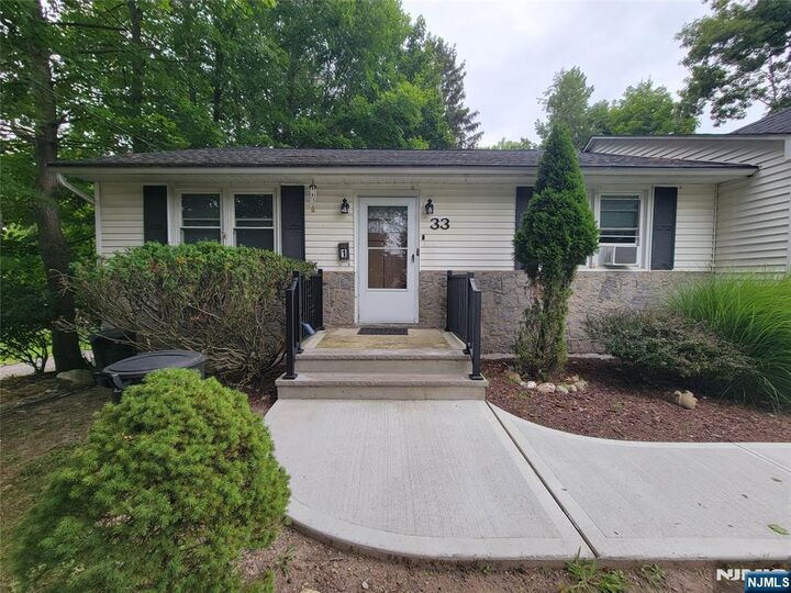 Property Photo: 33 N Maple Avenue Apt 1 Left NJ 07656