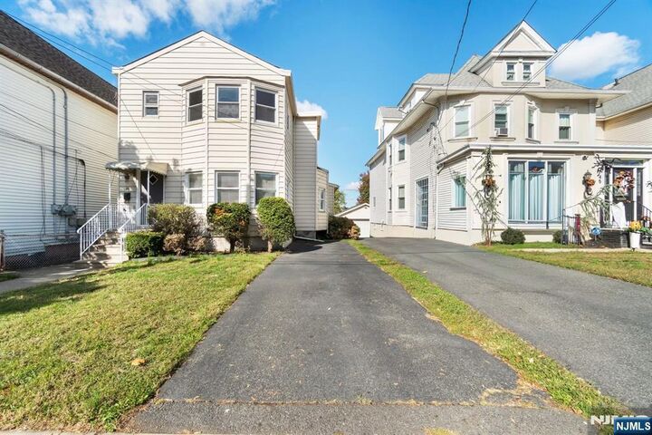 Property Photo:  49 Livingston Avenue 2  NJ 07071 