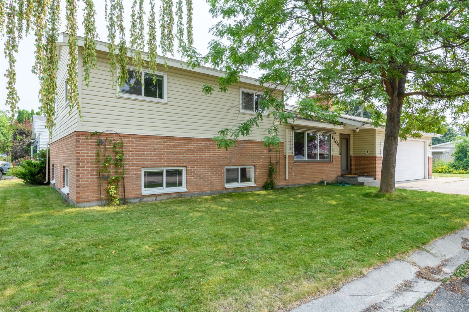 Property Photo: 1204 Margaret Street MT 59801
