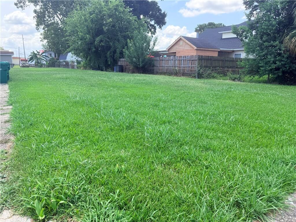 Property Photo: Kepler Street LA 70053