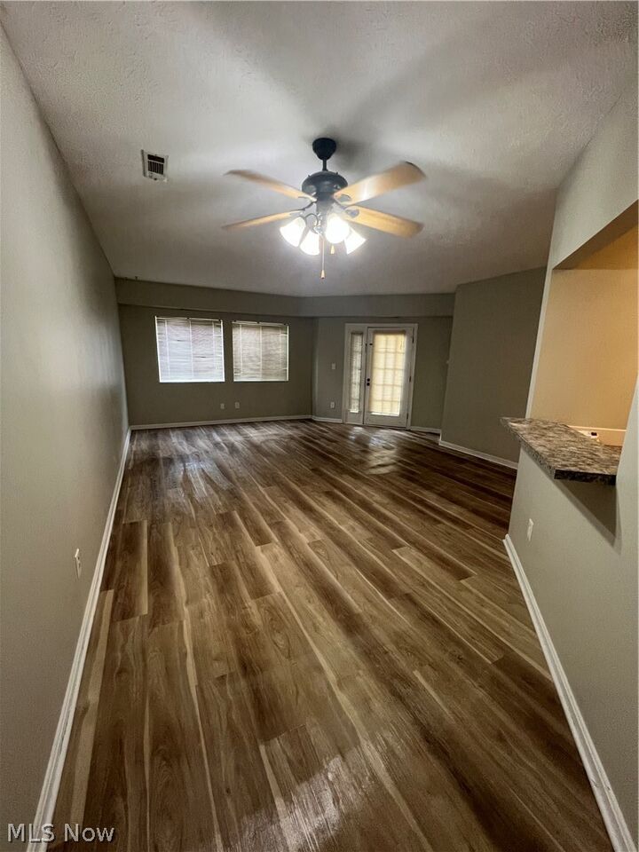 Property Photo: 320 Village Pointe Drive 1 OH 44313