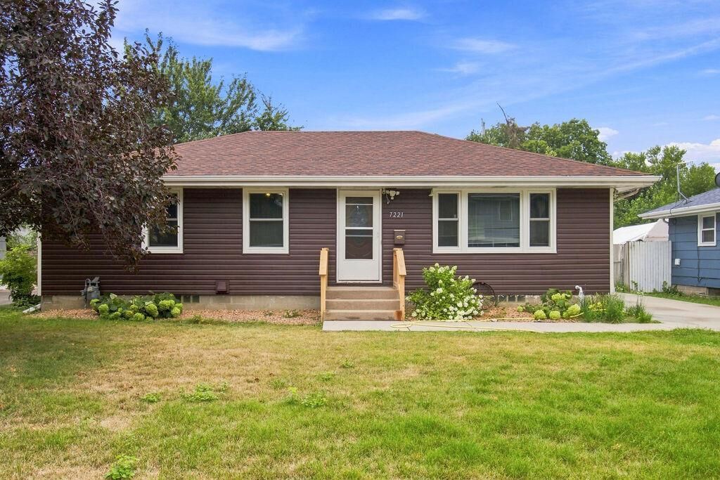 Property Photo:  7221 16th Avenue S  MN 55423 