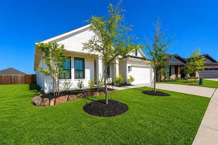 Property Photo:  3904 Felicity Lane  TX 76207 