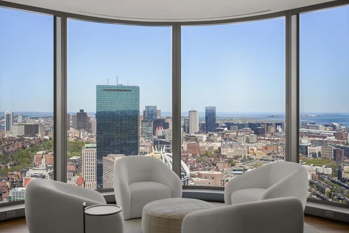 Property Photo:  1 Dalton Street 5602  MA 02115 