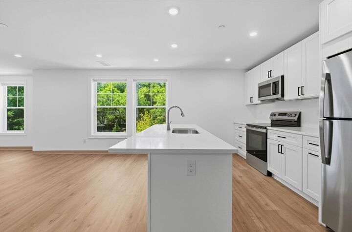 Property Photo:  26 Union St 206  MA 01760 