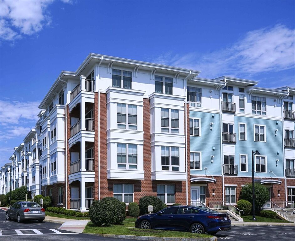 Property Photo: 5 Repton Circle 5409 MA 02472