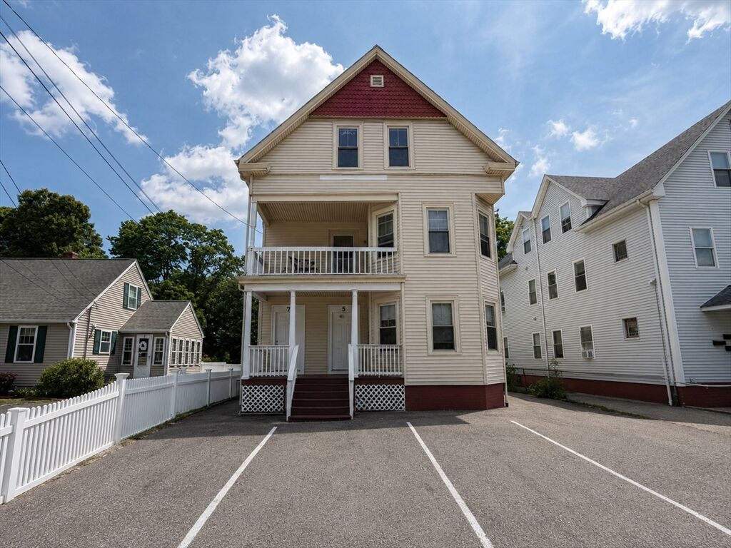 Property Photo:  5 Hope St 1  MA 02703 
