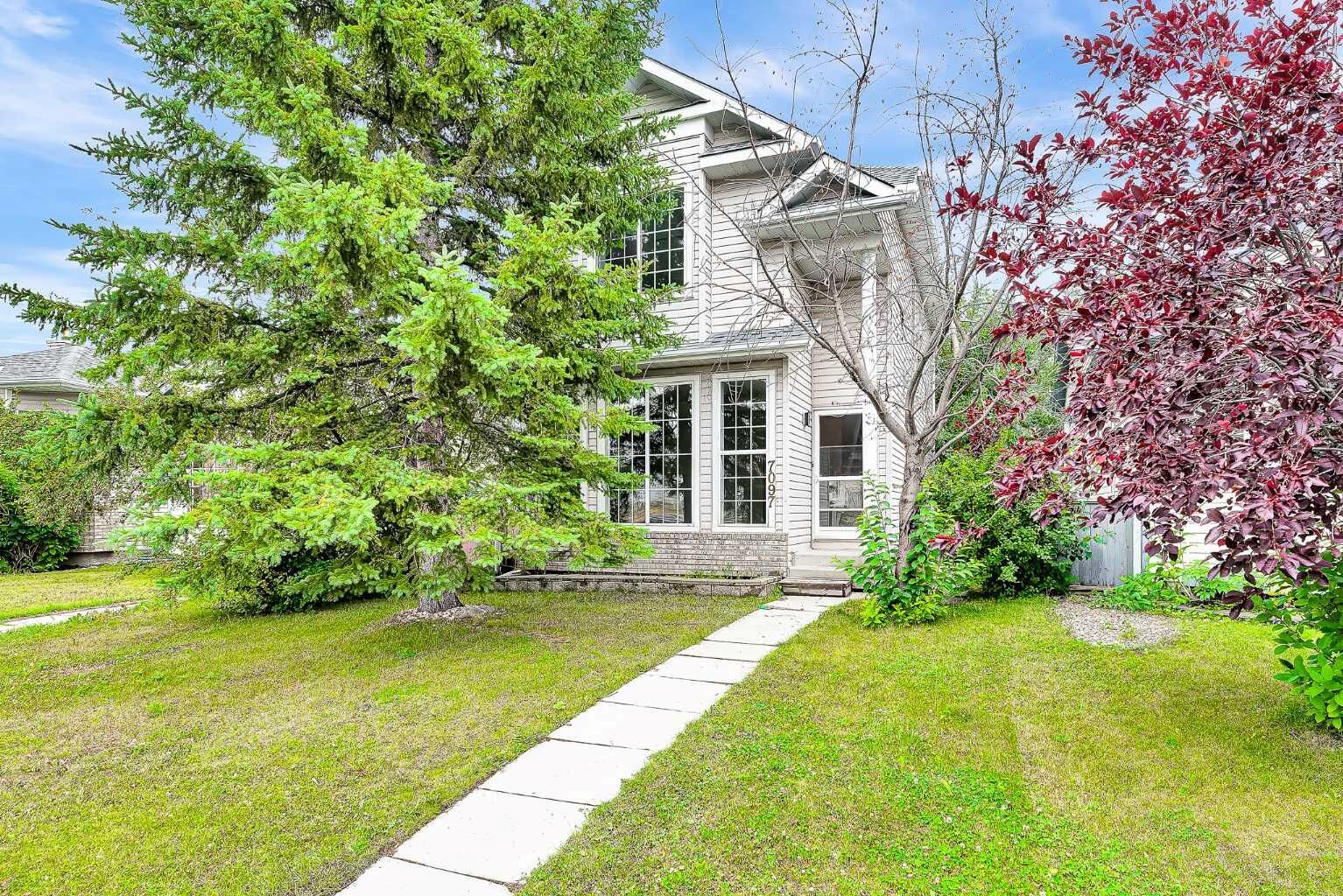Property Photo: 7097 Laguna Way NE AB T1Y 7A7
