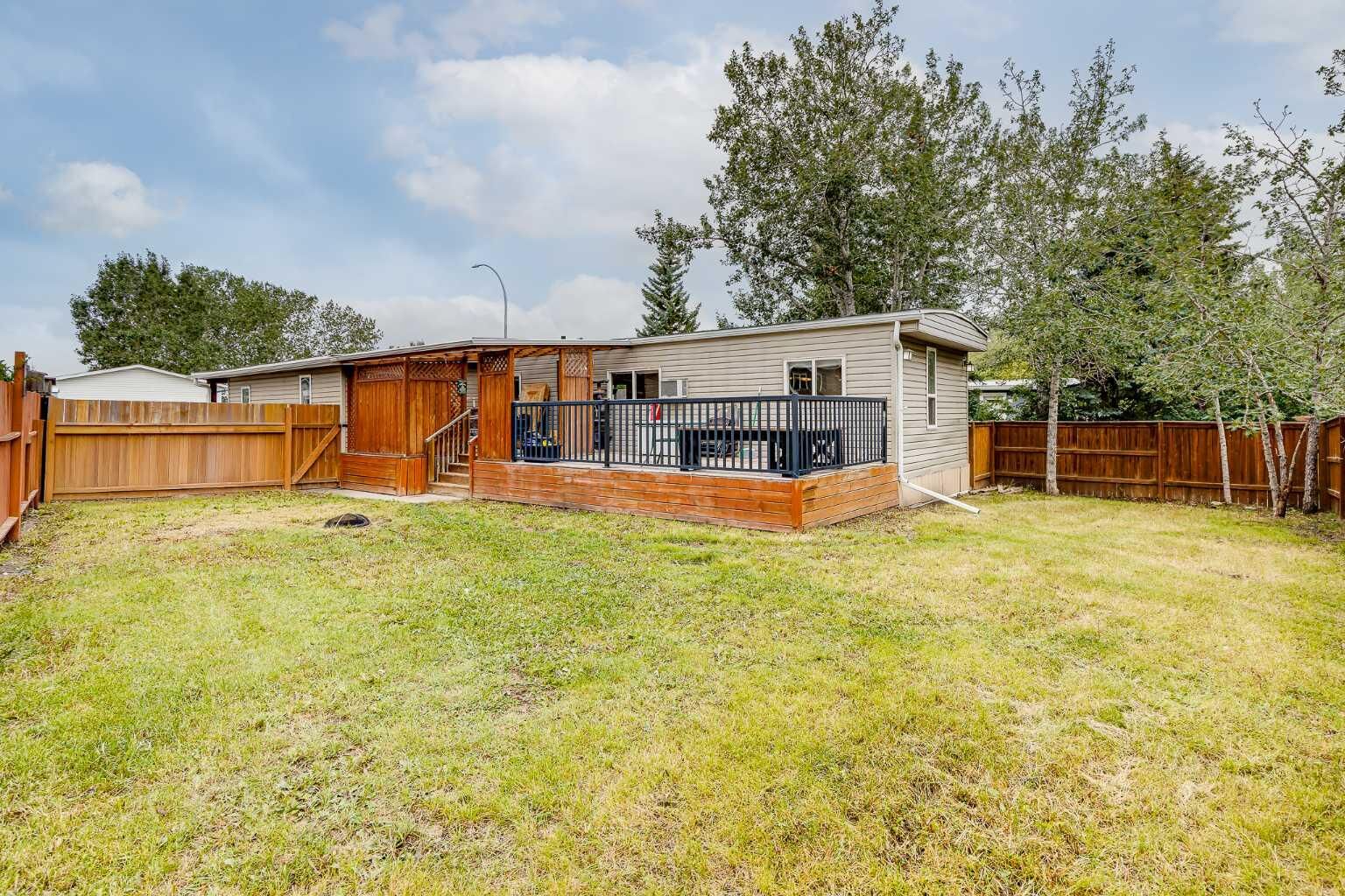 Property Photo: 56 Spring Dale Circle SE AB T4A 1P2