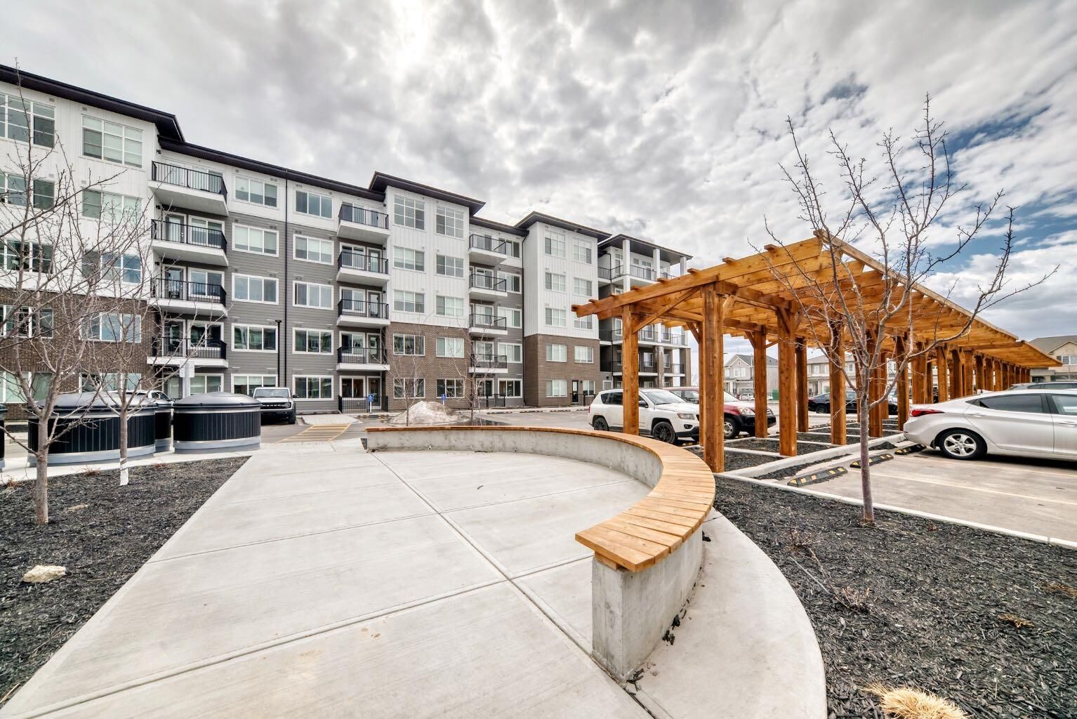 Property Photo: 44 Skyview Parkway NE 1206 AB T3N 2R8