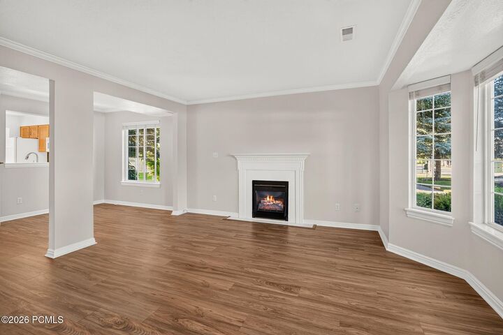 Property Photo:  89 S Hamlet Circle W  UT 84049 