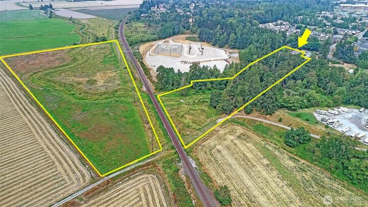 Property Photo: 7212 Pioneer Hwy WA 98292