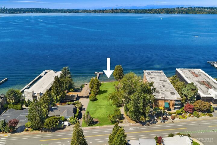 Property Photo: 6211 Lake Washington Boulevard NE WA 98033