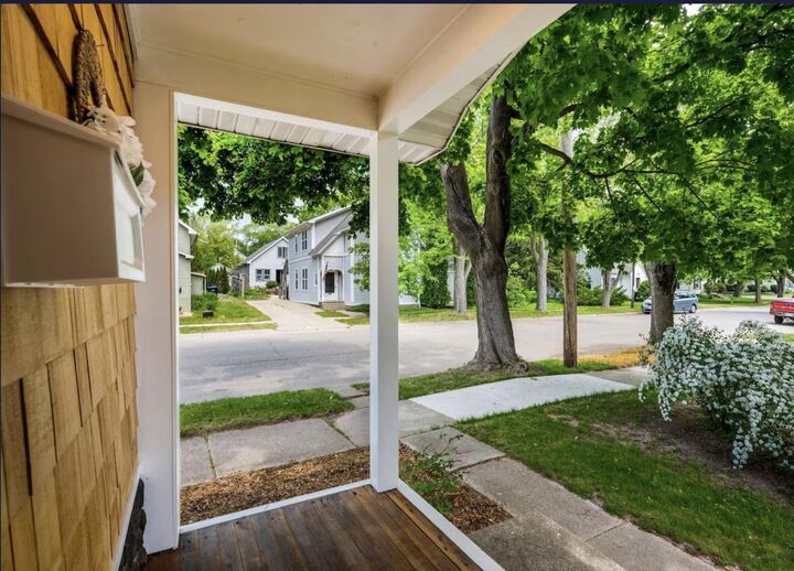 Property Photo:  935 Quincy Street  WI 54235 