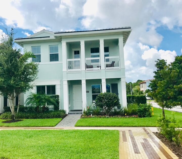 Property Photo:  4029 Faraday Way  FL 33418 